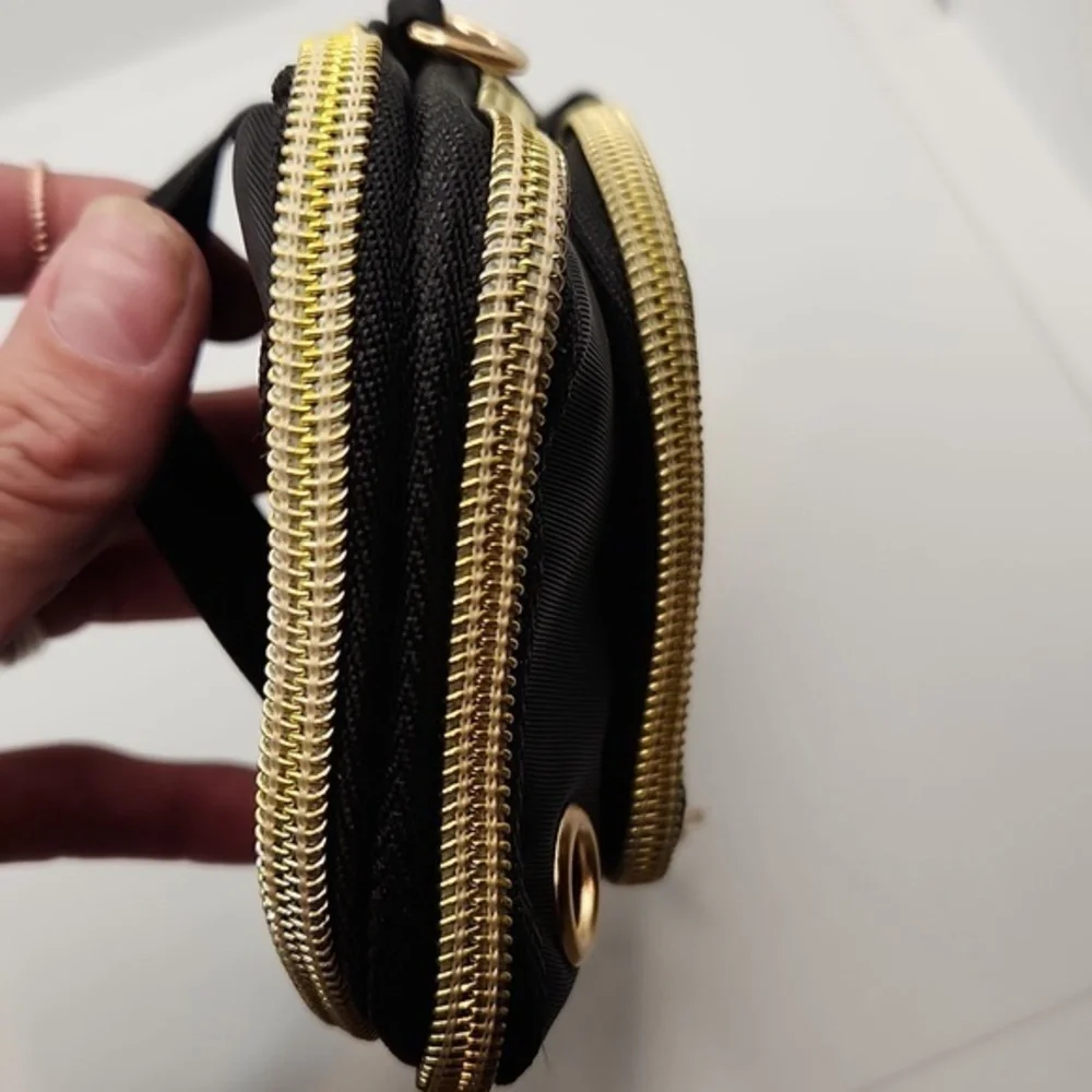 Cellphone‎ Holder with Pockets